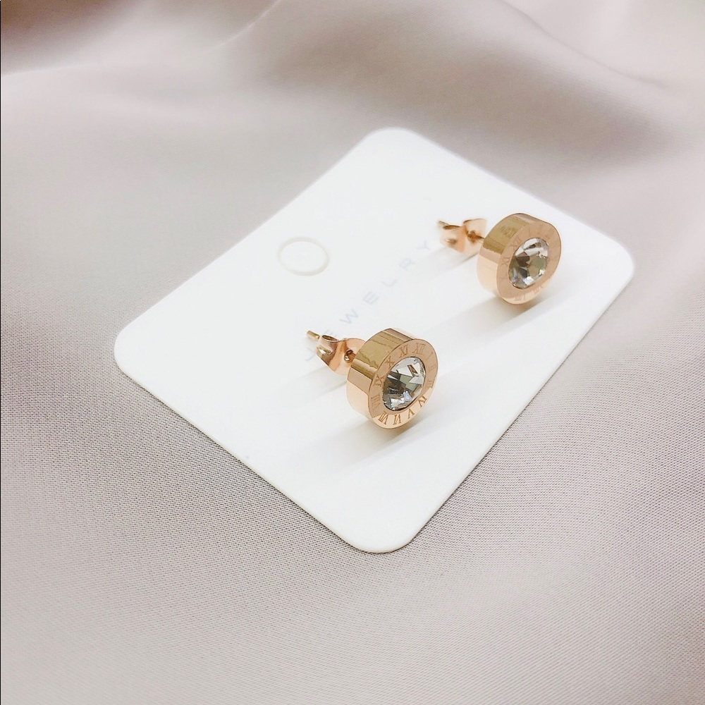 High quality stainless steel stud earrings - Picture 1 of 12